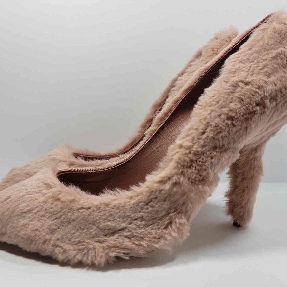 Dolce & Gabbana Pink Furr heels - Picture 6 of 11